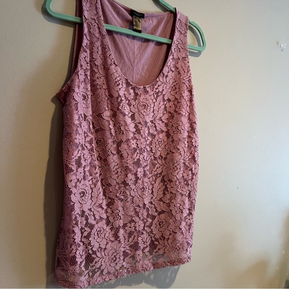 Ann Taylor Factory Pink Lace / Crochet Tank Top Size L - Picture 4 of 6